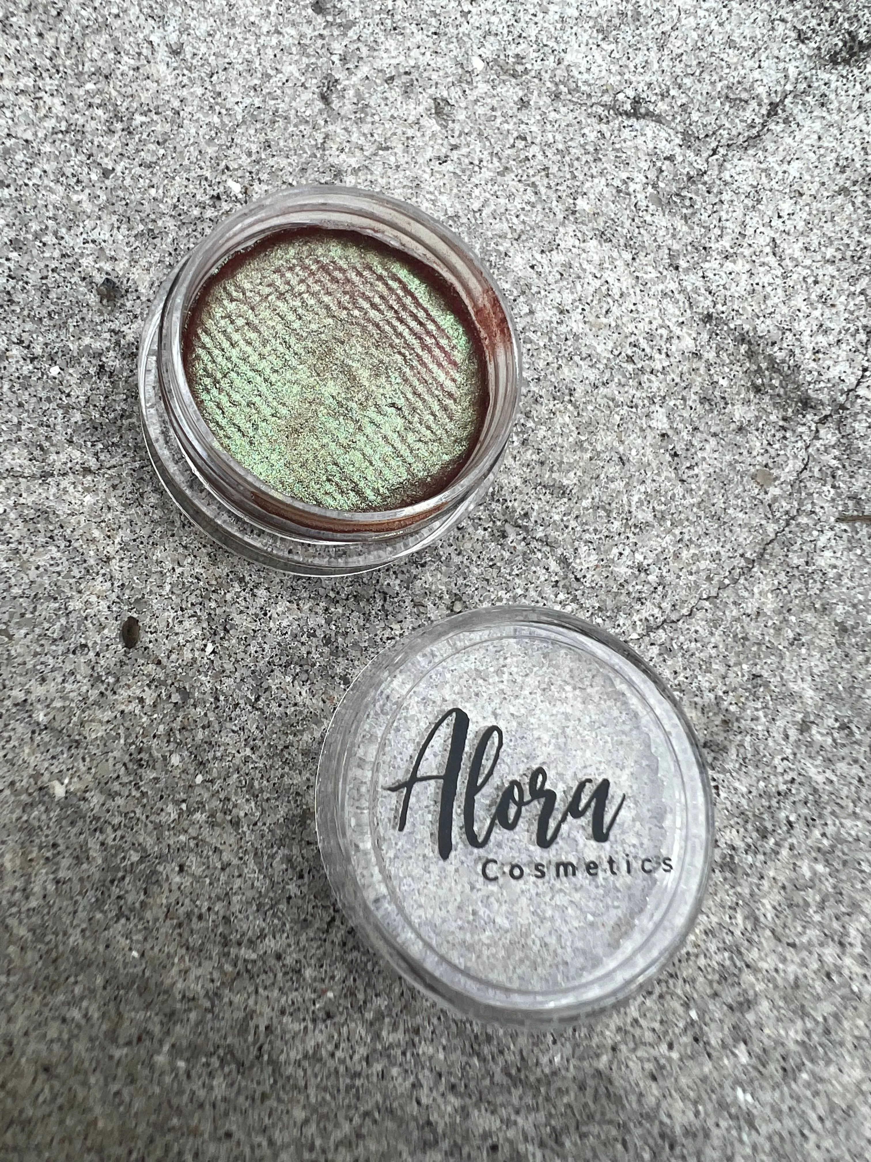 Charmed Duo Chrome Colorshift Water Liner